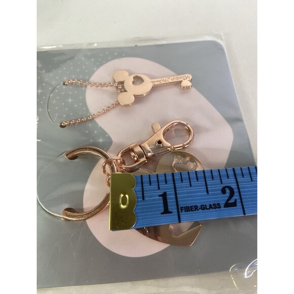 Disneyland Hong Kong Mickey Minnie Mouse Heart and Key Keychain Rose Gold NEW - Picture 4 of 6